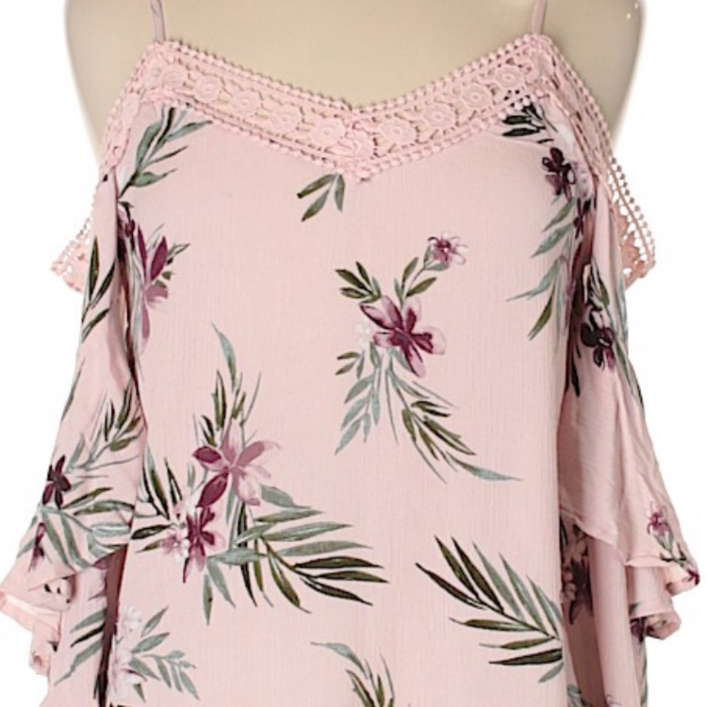 Pink Aeropostale cold shoulder top